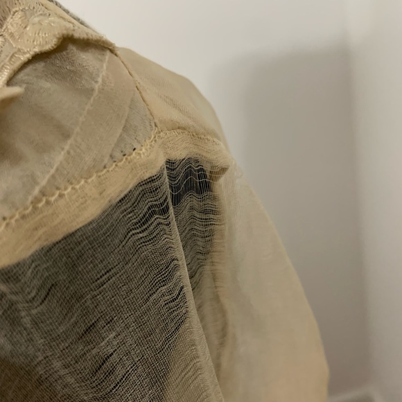 Mushq Pakistan 3 pc suit - Picture 3 of 3